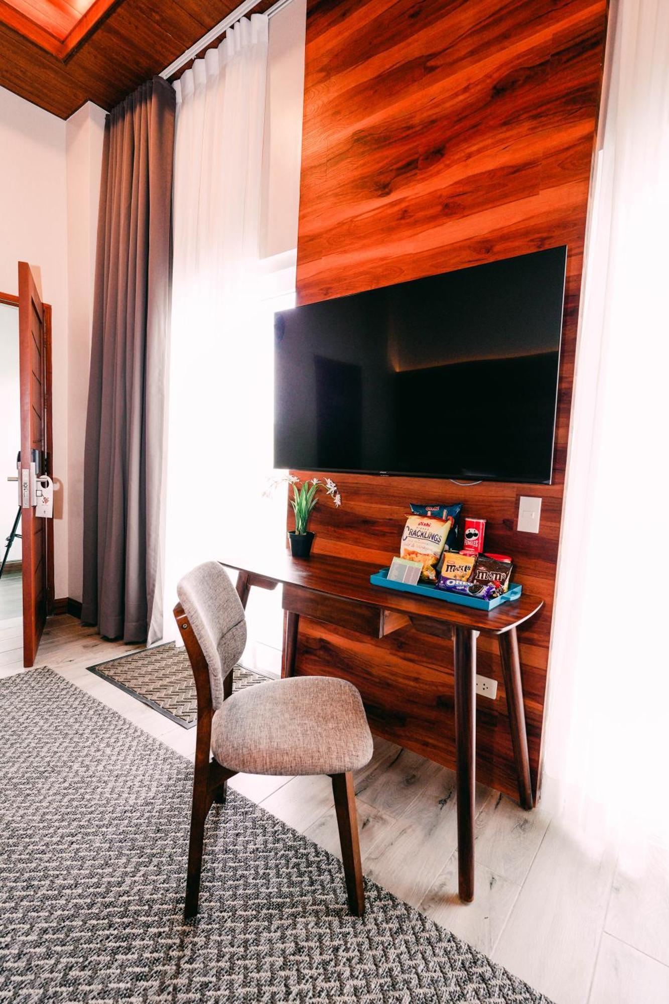 Hotel Kimberly Tagaytay Tagaytay City Екстериор снимка