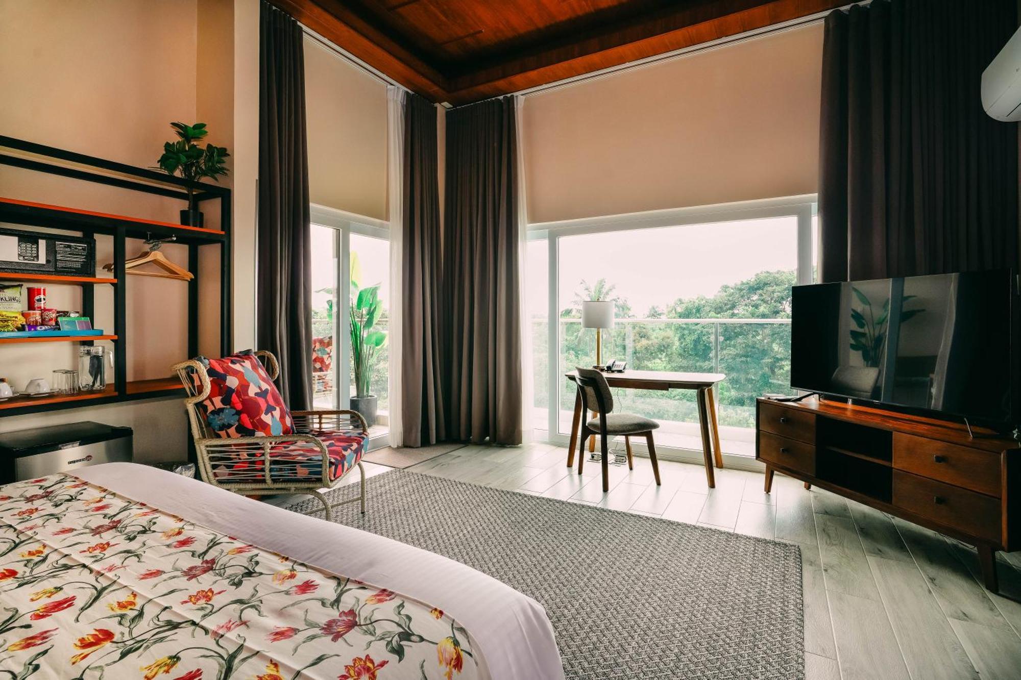 Hotel Kimberly Tagaytay Tagaytay City Екстериор снимка