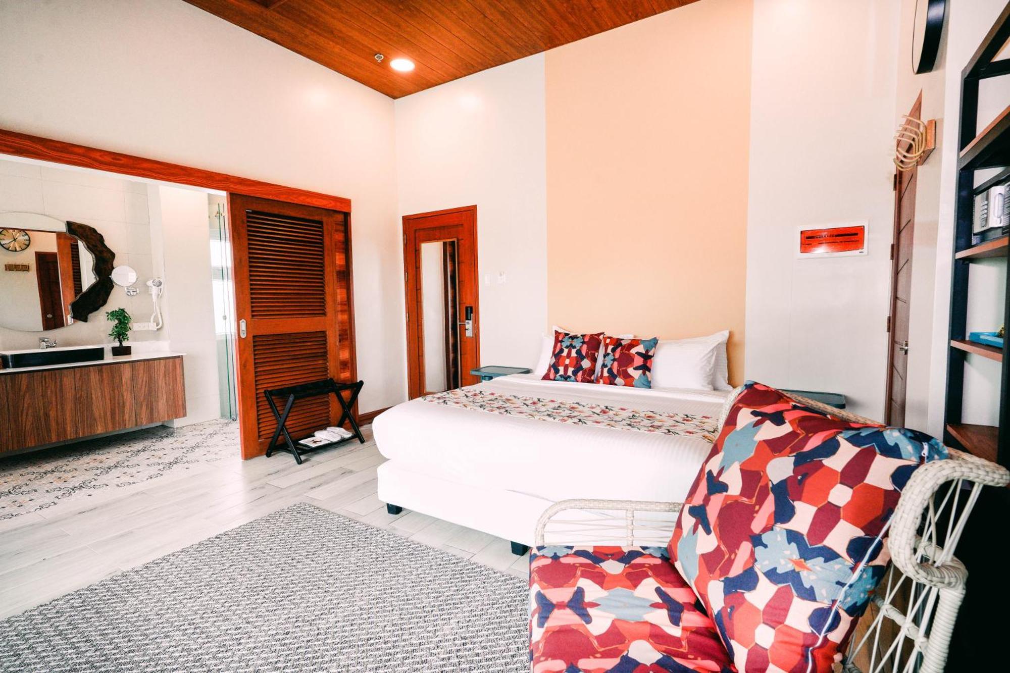 Hotel Kimberly Tagaytay Tagaytay City Екстериор снимка